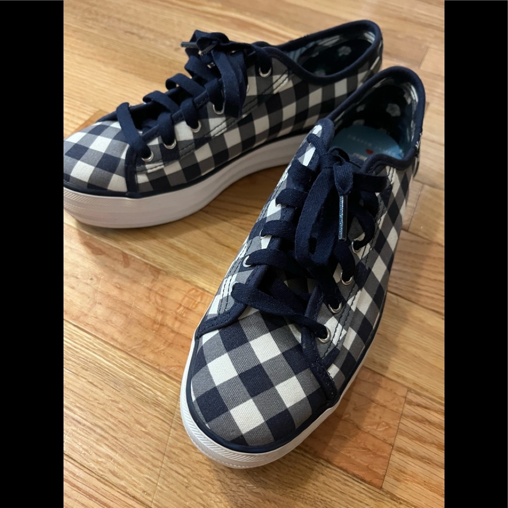 Keds x Draper James sneakers like new. Size 7 Navy Gingham
